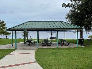 Spring Park Large Picnic Shelter